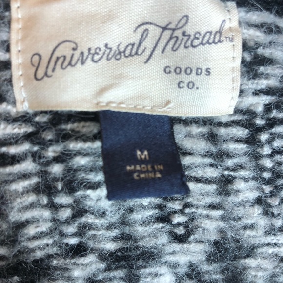 💚Universal Threads sweater - Picture 7 of 8